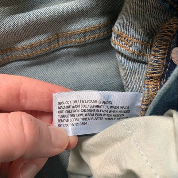 Isabel by Ingrid & Isabel Light Wash Maternity Overalls 10 - Picture 5 of 7